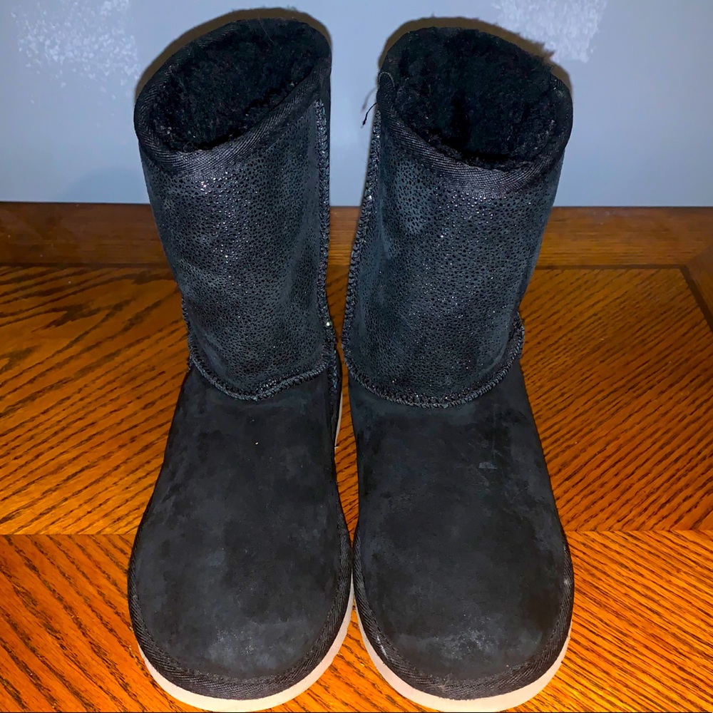 Women’s Black Ugg’s